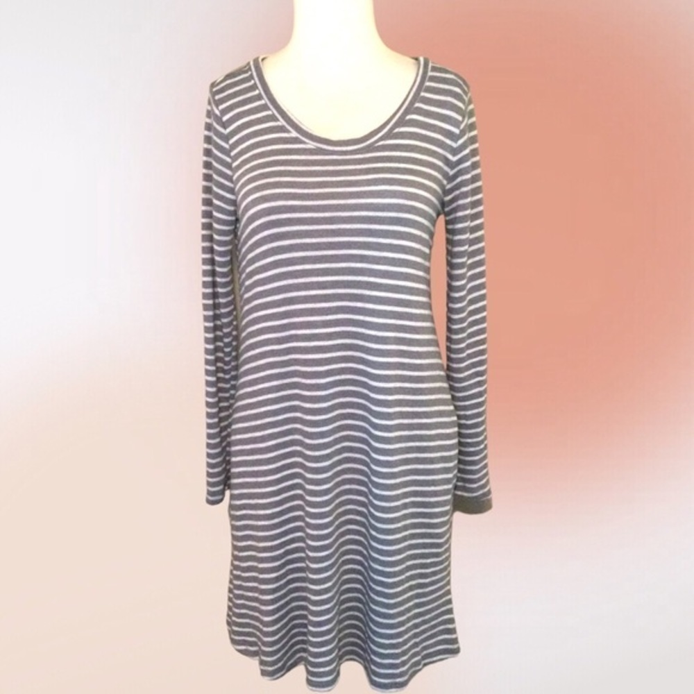 GILLI Swing Dress Gray Stripe Long Sleeves Pockets S NWT‎